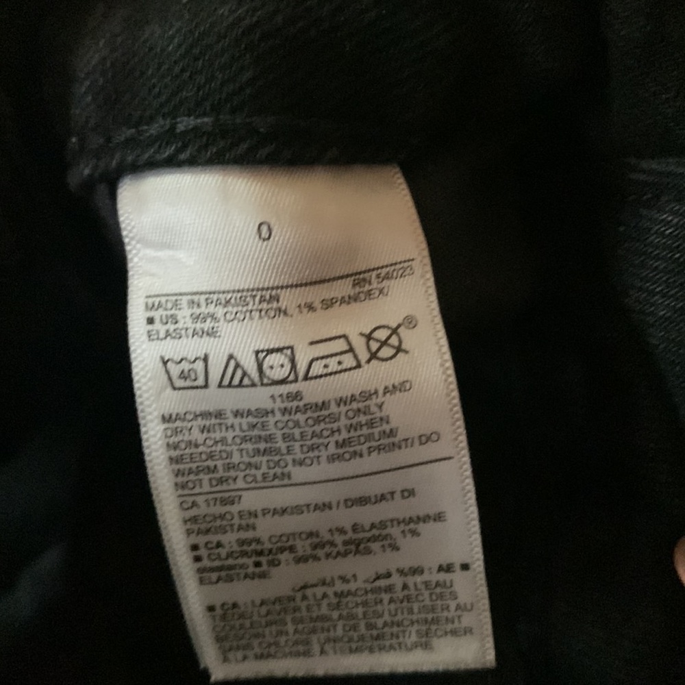 Shorts - Picture 3 of 4